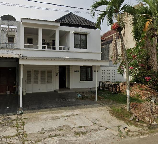 Disewakan Rumah di Taman Beverly Lippo Cikarang